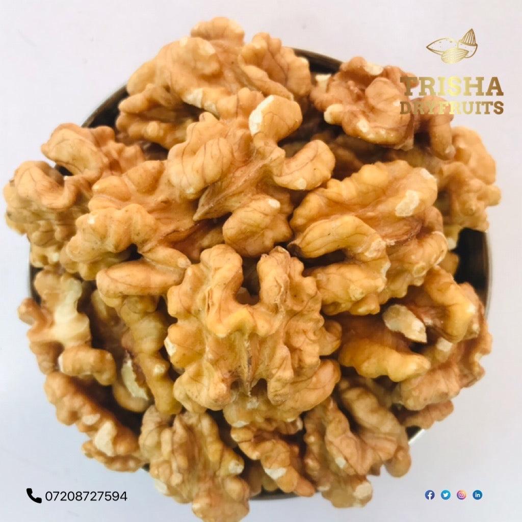 WALNUT (MEDIUM) - TRISHA DRYFRUITS™